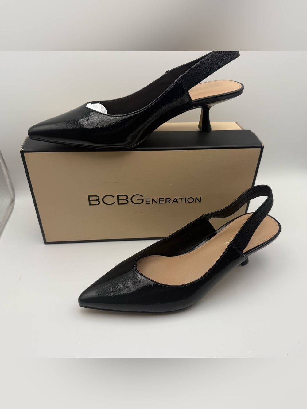 BCBGeneration Kayla Black Patent Slingback Kitten Heels Women’s 8.5 NIB